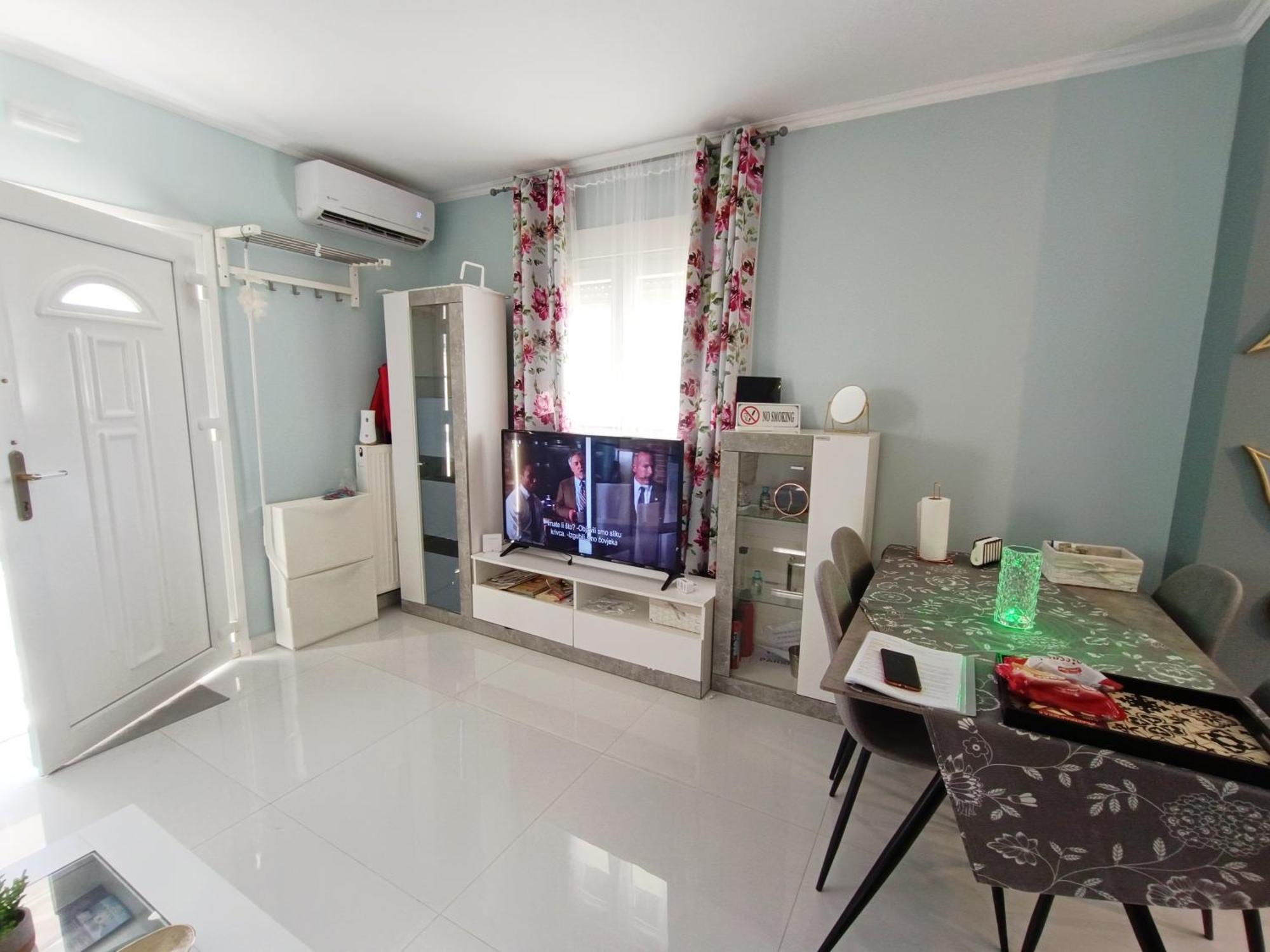 Velvet Apartment Agia Triada (Thessaloniki)